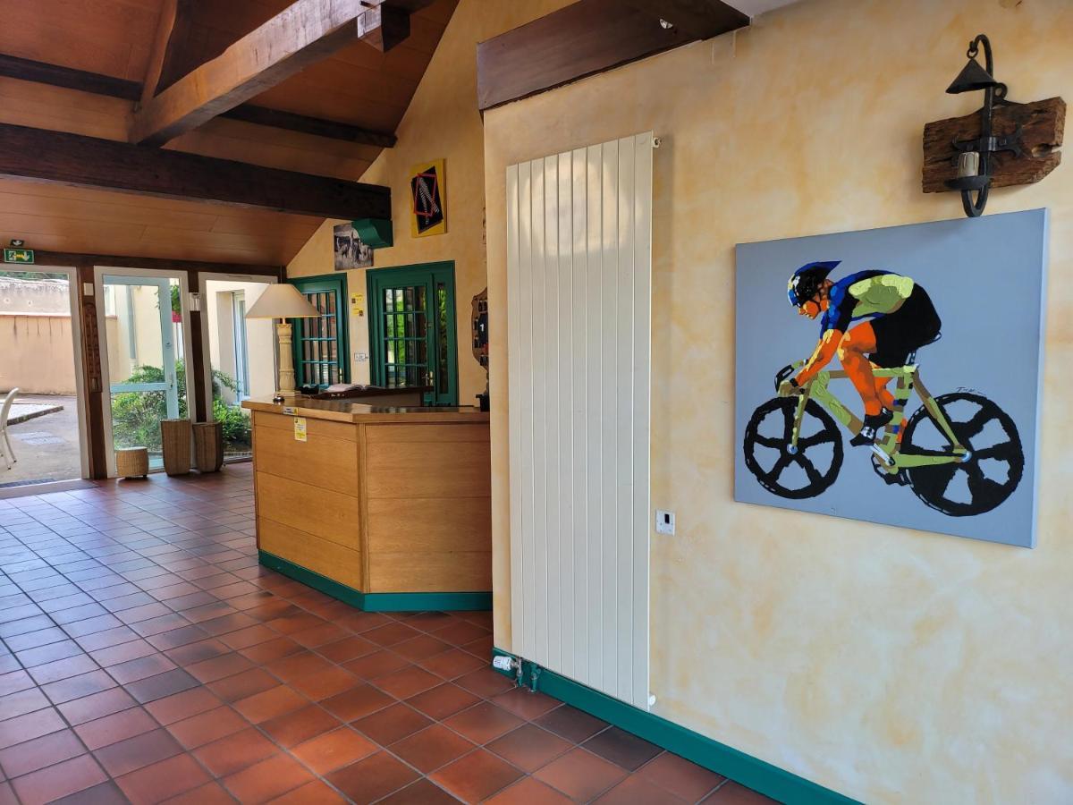 L'Auberge De L'Olive ドンピエール・シュル・ベズブル エクステリア 写真