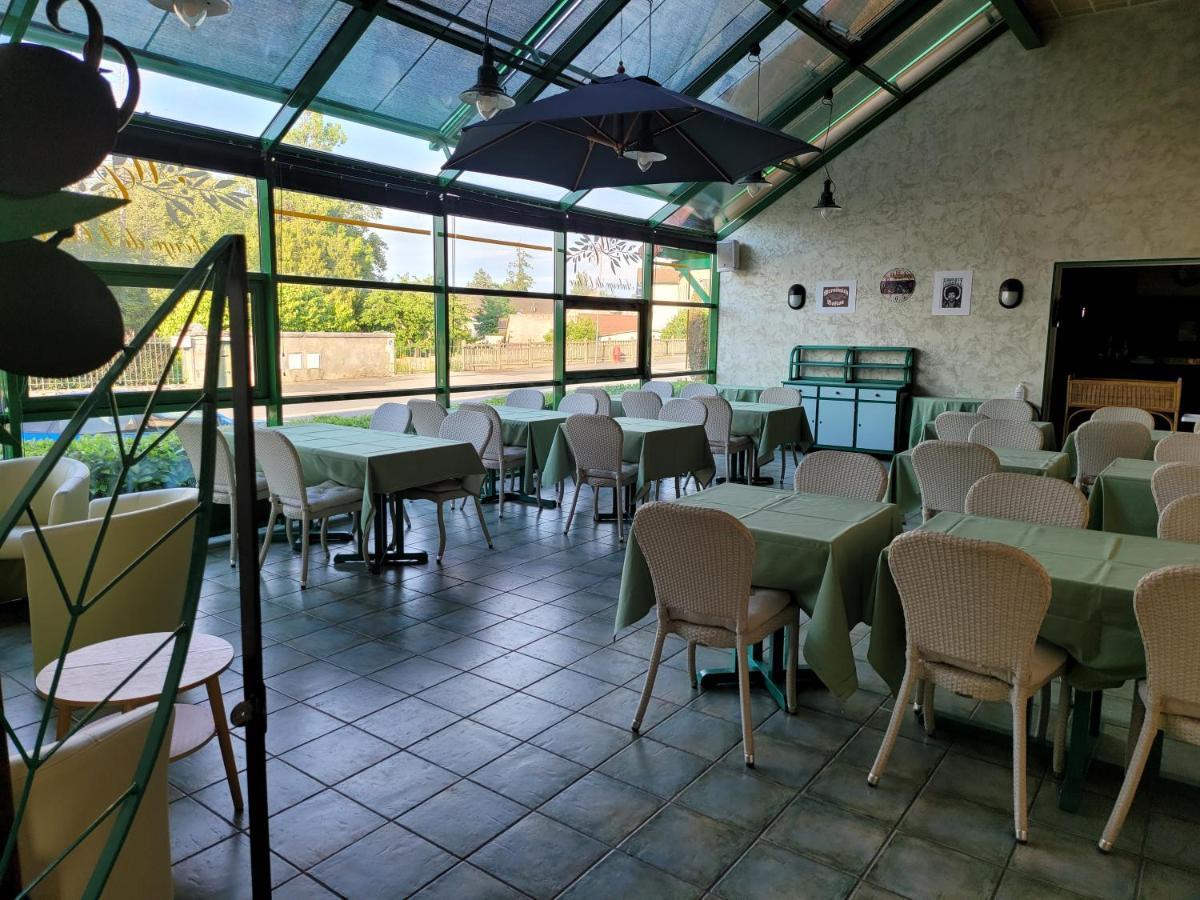 L'Auberge De L'Olive ドンピエール・シュル・ベズブル エクステリア 写真