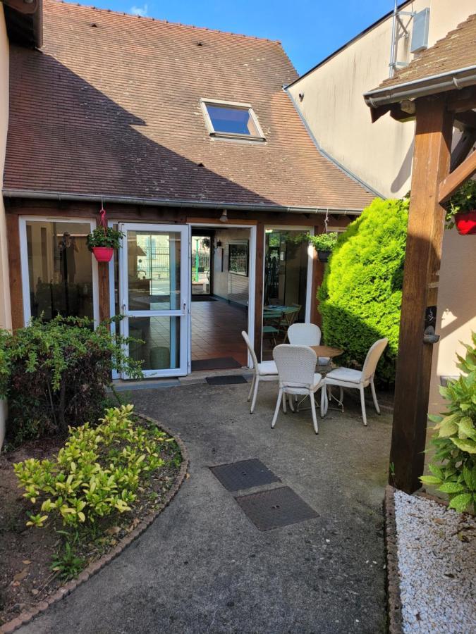 L'Auberge De L'Olive ドンピエール・シュル・ベズブル エクステリア 写真
